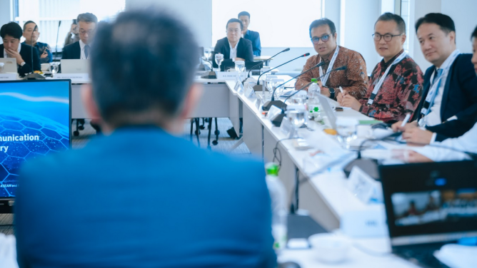 Wamen Nezar: Jaga Stabilitas Kawasan, Keamanan Siber Jadi Faktor Penting