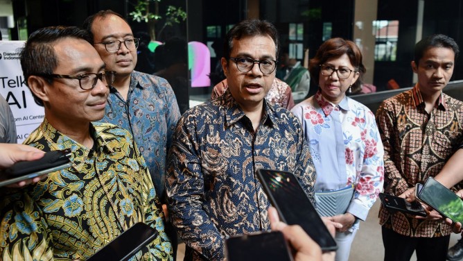 AI Center of Excellence UGM Jadi Motor Riset Nasional untuk Ekonomi Digital 2030