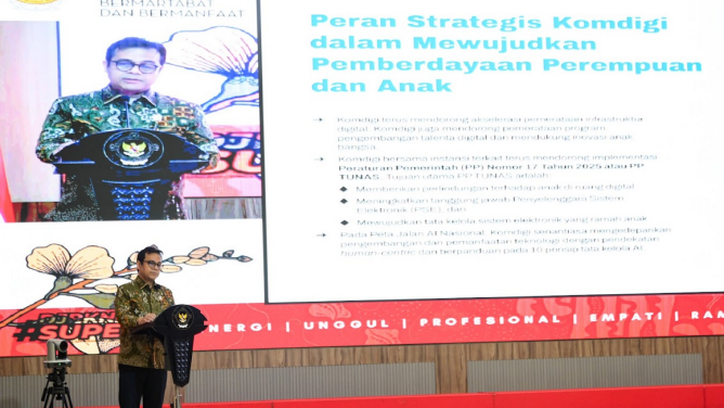 Rawan Jadi Korban Kejahatan Siber, Wamen Nezar: Kemkomdigi Tegaskan Komitmen Lindungi Perempuan-Anak