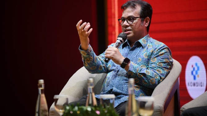Wamen Nezar Patria: Generasi Muda Harus Pahami Politik dari Sejarah!