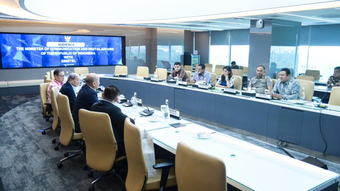 Meutya Hafid dan Singtel Bahas Kemitraan Digital Regional: Pusat Data, AI, dan Zero Blank Spot