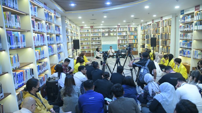 Nezar Patria Ajak Gen Z Bangkitkan Nalar Kritis di Era Post-Truth dan AI