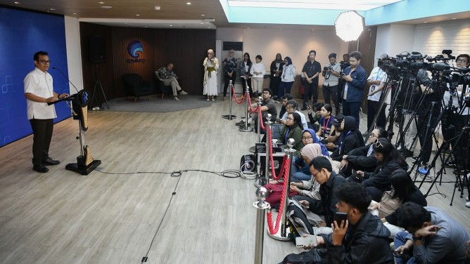 Indonesia-Inggris Luncurkan Dialog Kebijakan AI, Jadi Fondasi Peta Jalan Nasional