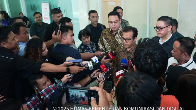 Kemkomdigi Tegaskan Komitmen Jaga Ruang Digital Aman bagi Masyarakat