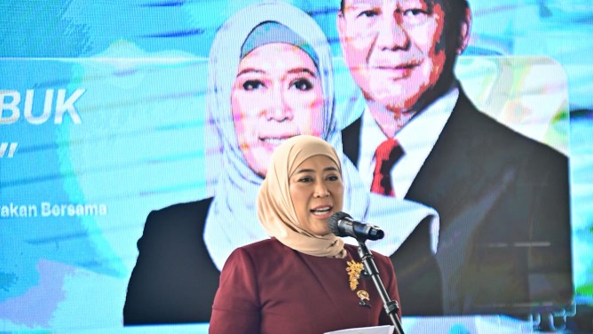 Dua Tahun Komdigi, Meutya Hafid: Perang Judi Online Tak Cukup Hapus Konten
