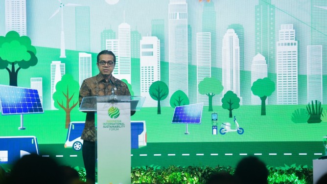 AI Butuh Nikel dan Tembaga, Wamen Nezar Patria Bicara Hilirisasi Baru