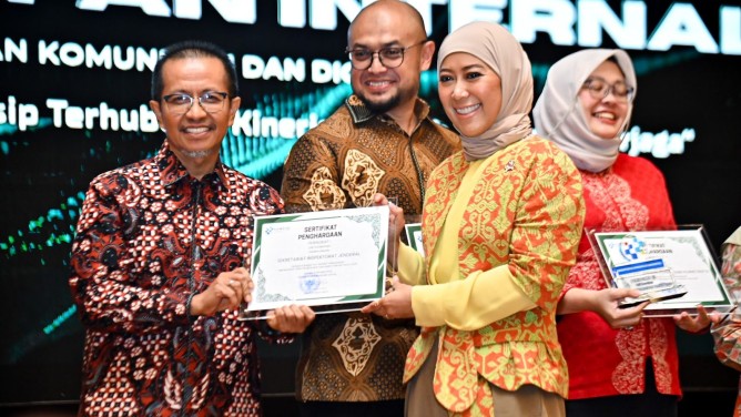 Jadi Fondasi Kinerja, Meutya Hafid: Terapkan Prinsip T3 dalam Pengarsipan Digital