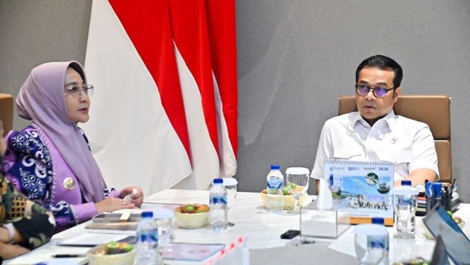 Petakan Titik Lemah Sinyal di Berau, Wamen Nezar Patria: Jalur Wisata Jadi Prioritas Penanganan