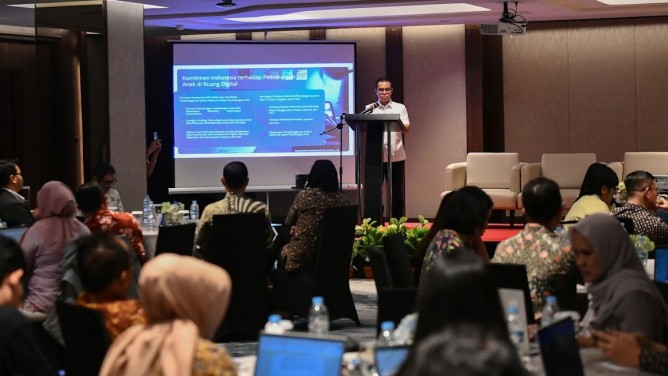 Anak Palsukan Usia, Platform Diminta Deteksi Perilaku