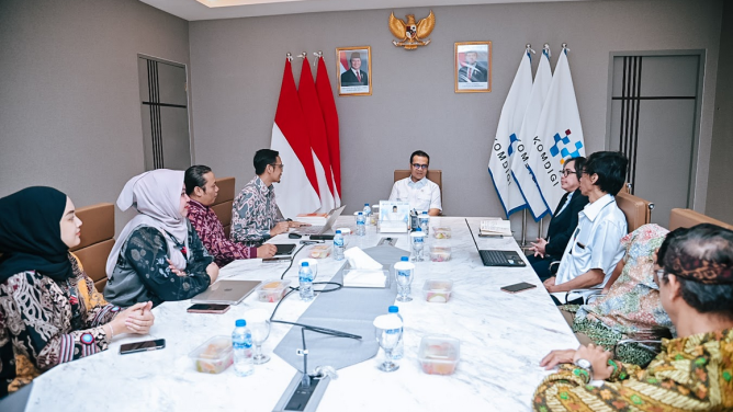 AI Adalah Alat Bantu, Bukan Tempat Bergantung