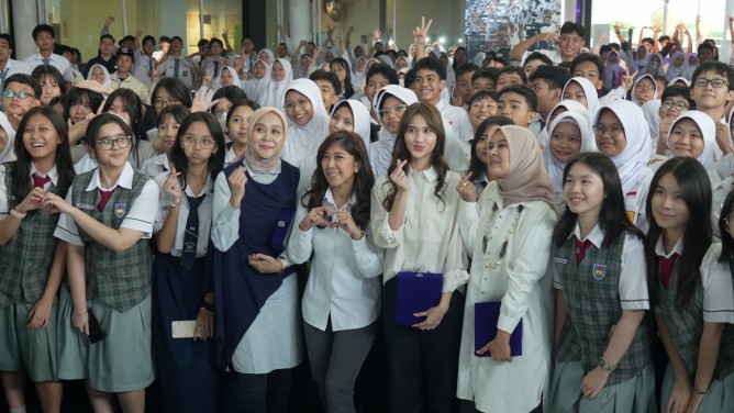 Pemerintah Jelaskan Alasan Penundaan Akses Media Sosial bagi Anak di Bawah 16 Tahun