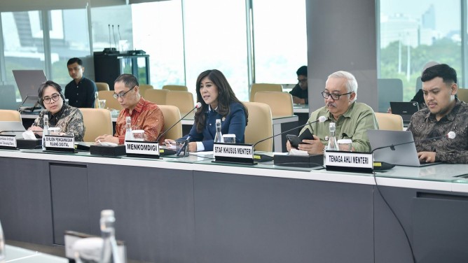 Menkomdigi Meutya Hafid: Kemkomdigi Tegas Dukung Perlindungan UMKM Lokal dari Kebijakan Sepihak Platform Digital