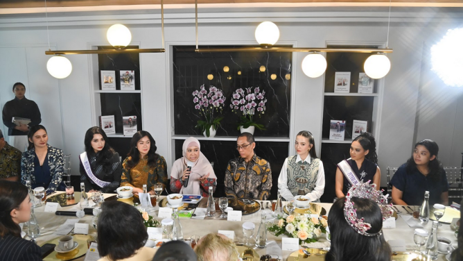 Puteri Indonesia Dukung PP TUNAS: Generasi Hebat Butuh Ruang Digital yang Aman