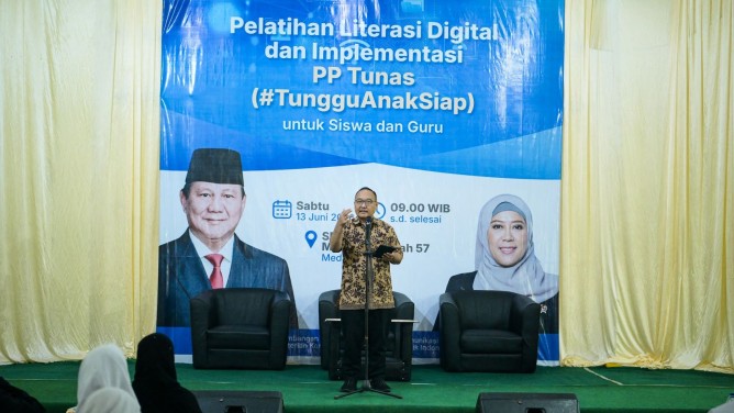 Anak Tetap Bisa Berinternet, Tetapi Harus Terlindungi dari Risiko Digital