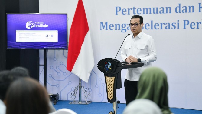 Wamenkomdigi: Compute Cluster Jadi Kunci Daya Saing AI Indonesia