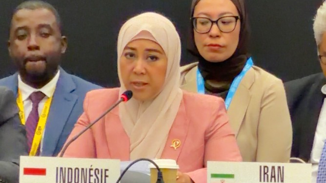 Menkomdigi: Transformasi Digital Harus Perkuat Bahasa Lokal dan Pengetahuan Adat