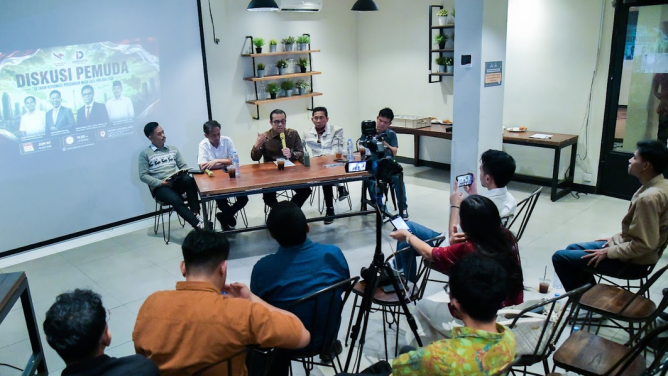 Wamen Nezar Patria Ajak Generasi Muda Bangun Dynamic Democracy di Era Digital