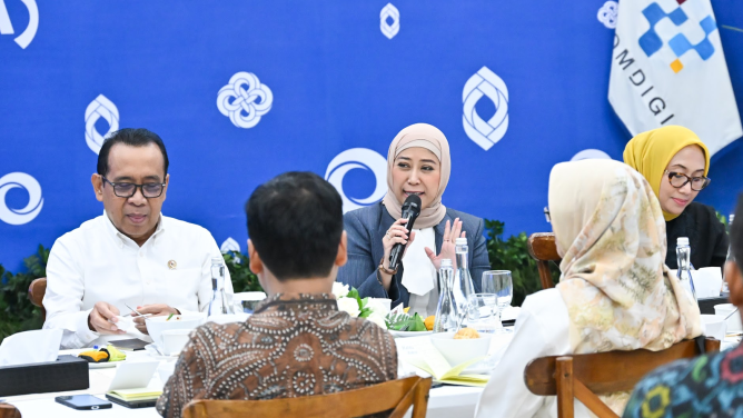 PP TUNAS Mulai Ubah Industri Digital, Menkomdigi Meutya Hafid: Delapan Platform Akui Layanannya Berisiko Tinggi