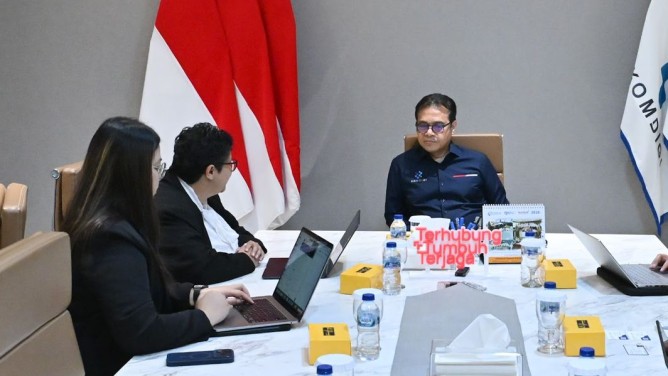 Jaga Integritas Informasi, Wamen Nezar Patria: Platform Digital Ikut Bertanggung Jawab