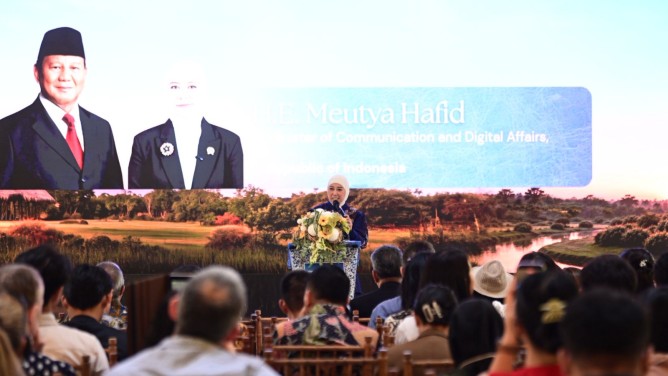 Meutya Hafid: Meaningful AI Harus Beri Manfaat Nyata bagi Masyarakat