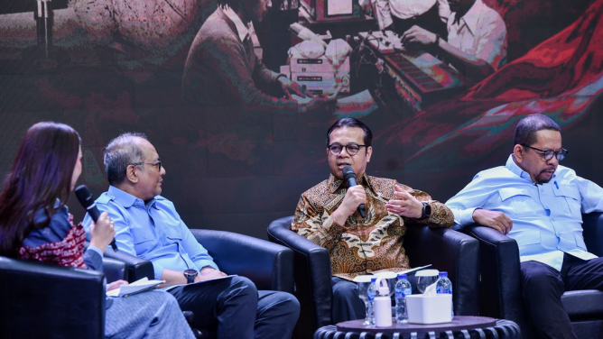 Hadapi Disrupsi Digital, Wamen Nezar Patria Dorong RRI Perkuat Integritas Informasi
