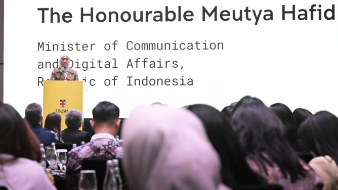 Meutya Hafid: Alumni UNSW Harus Berkontribusi, AI Wajib Melayani dan Melindungi Manusia